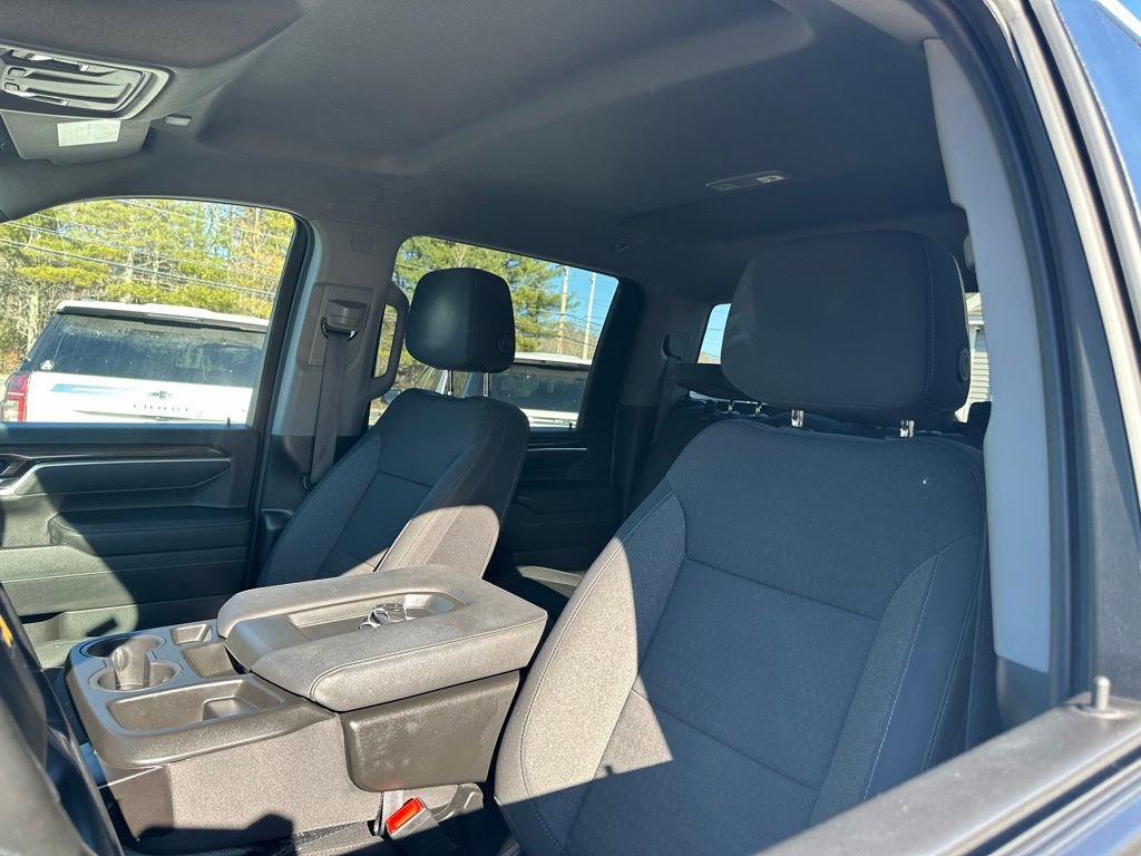 Used 2024 Chevrolet Silverado 2500 LT image 15