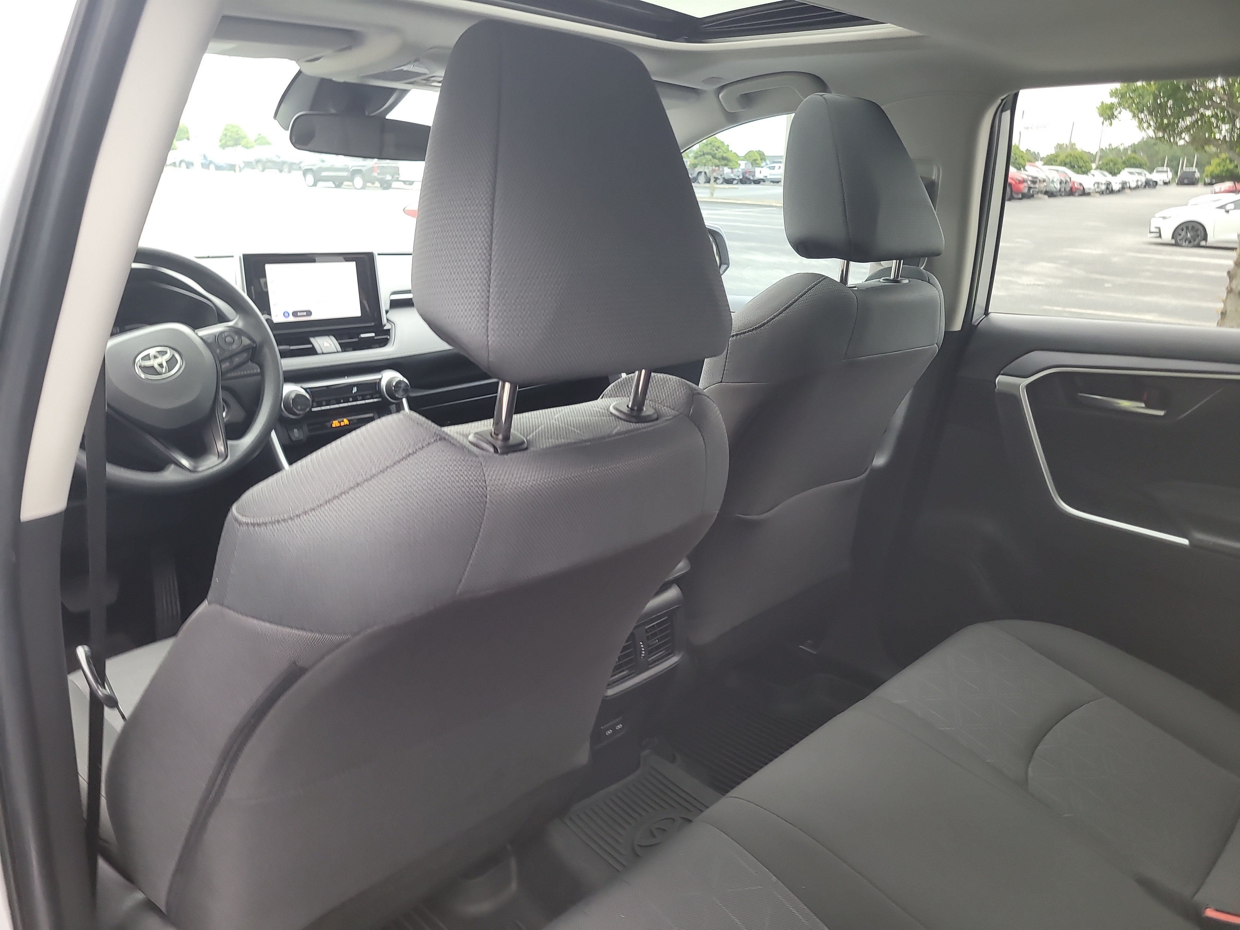 Certified 2025 Toyota RAV4 XLE w/ Convenience Package FWD image 14