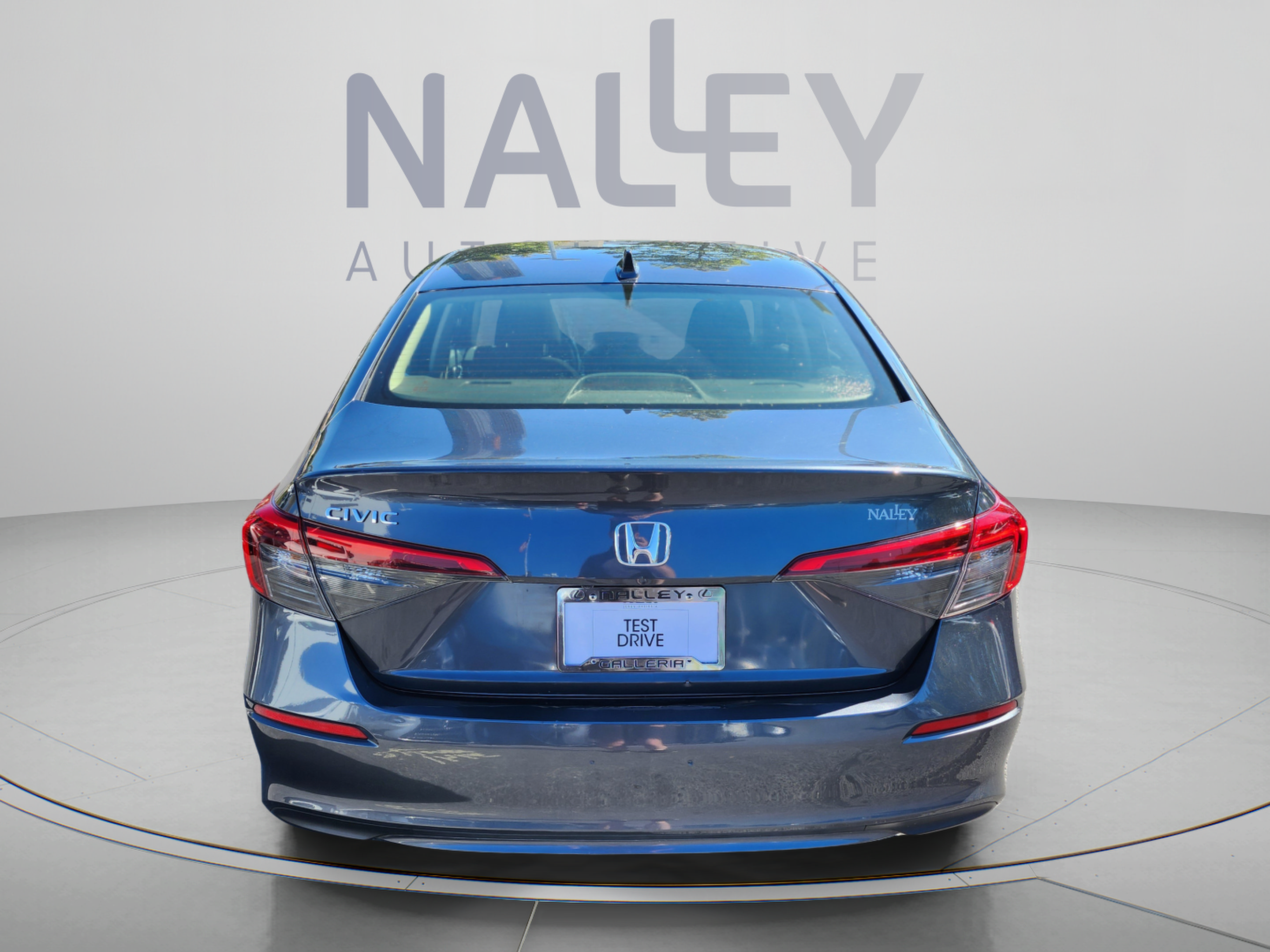 Used 2022 Honda Civic EX image 4