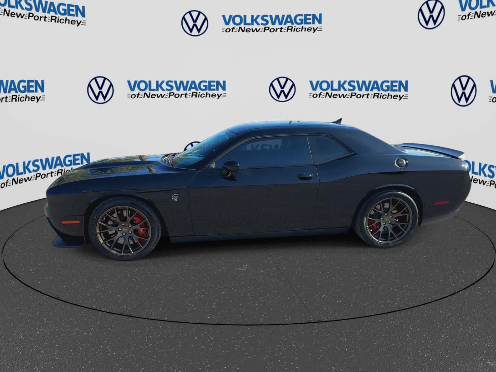 Used 2016 Dodge Challenger SRT Hellcat RWD image 7