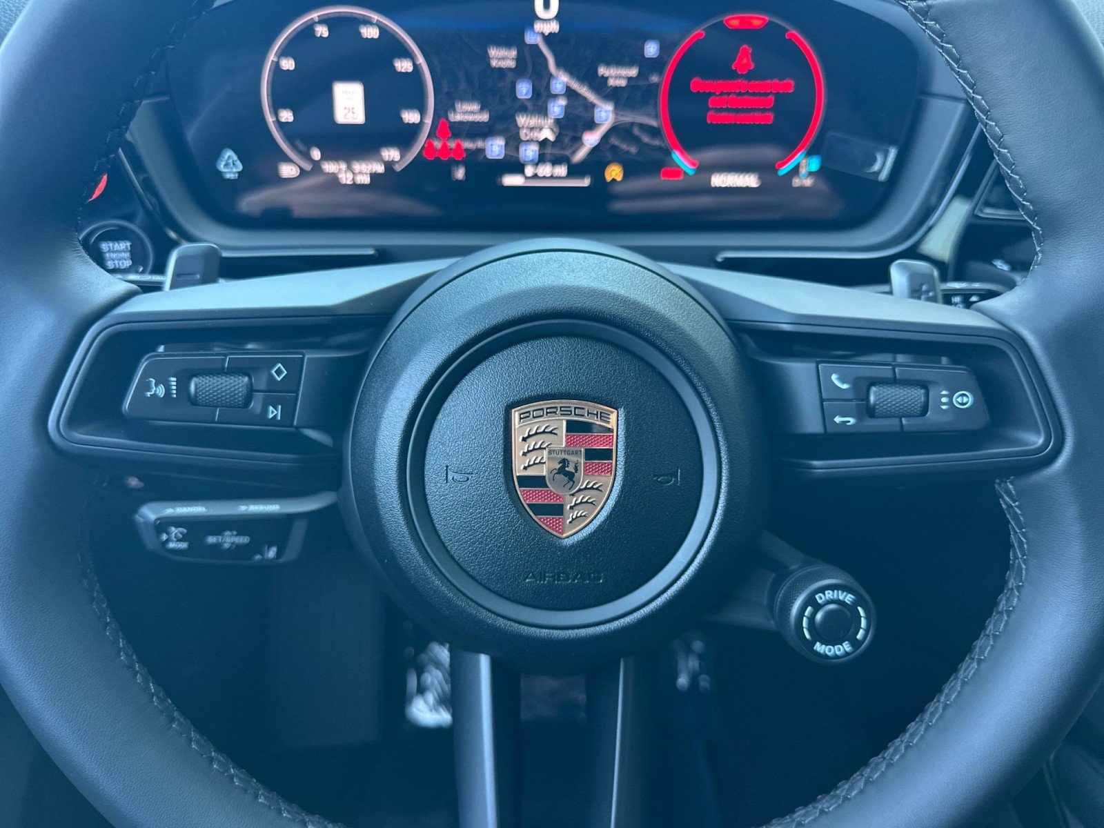 New 2026 Porsche Cayenne Coupe AWD/4WD image 24
