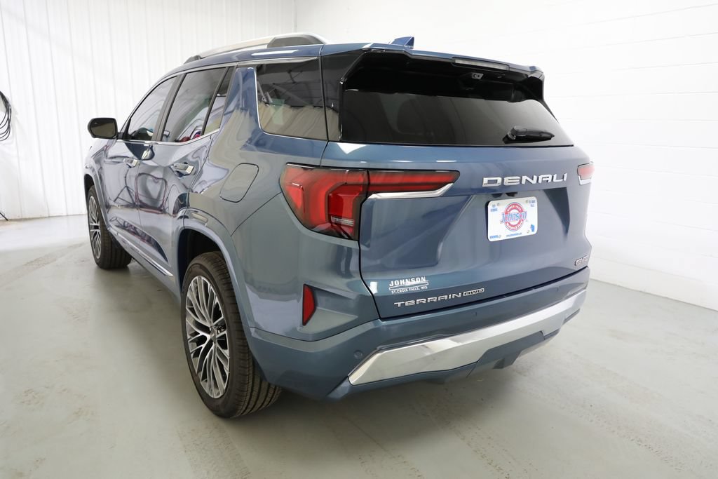 Used 2026 GMC Terrain Denali AWD/4WD image 11