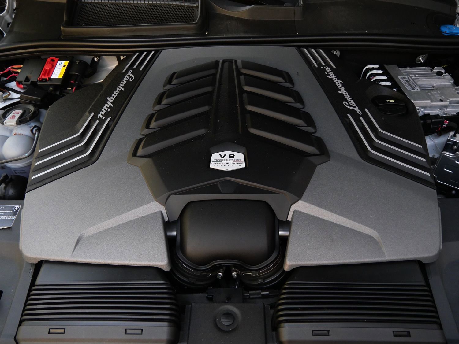 Used 2023 Lamborghini Urus S AWD/4WD image 26