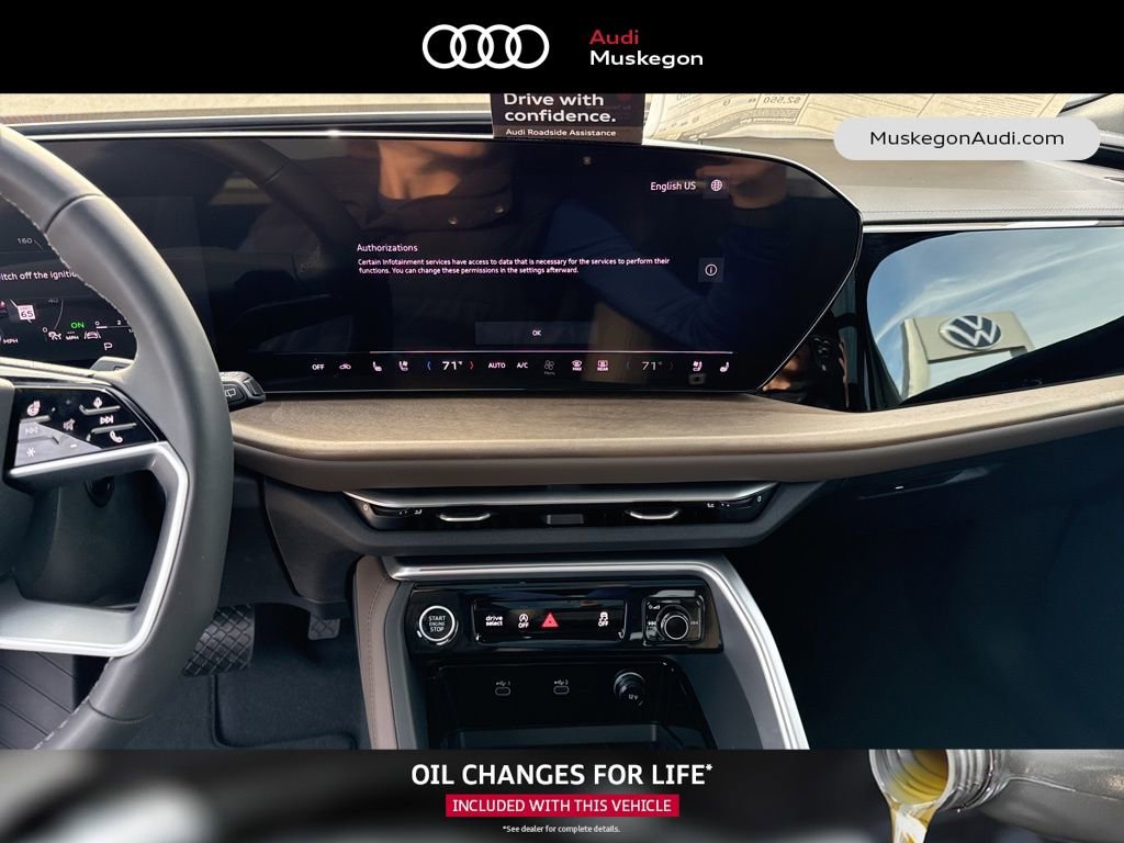 New 2025 Audi Q5 Premium Plus image 17