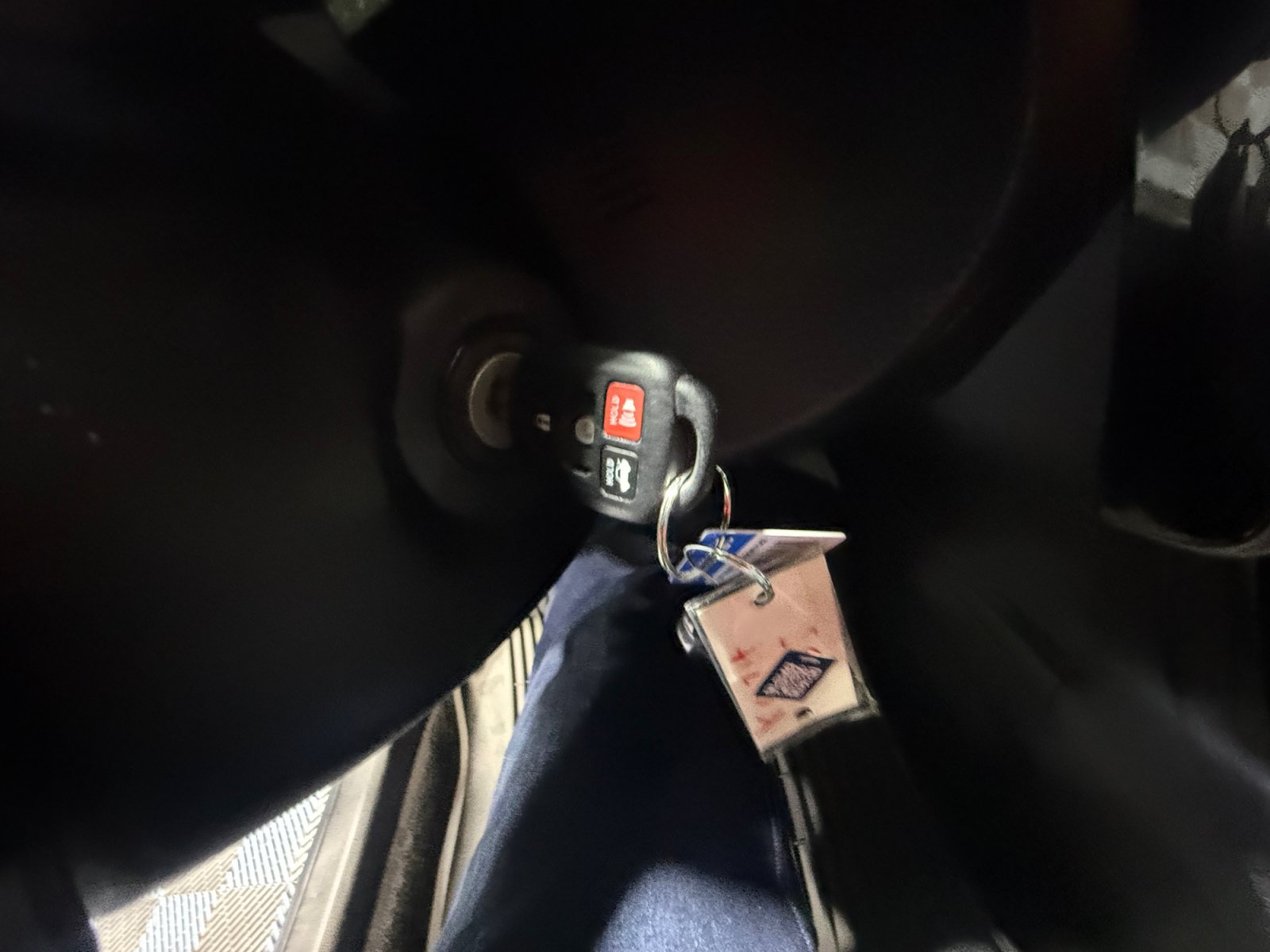Used 2019 Toyota Corolla SE w/ Carpet Mat Package (TMS) FWD image 30