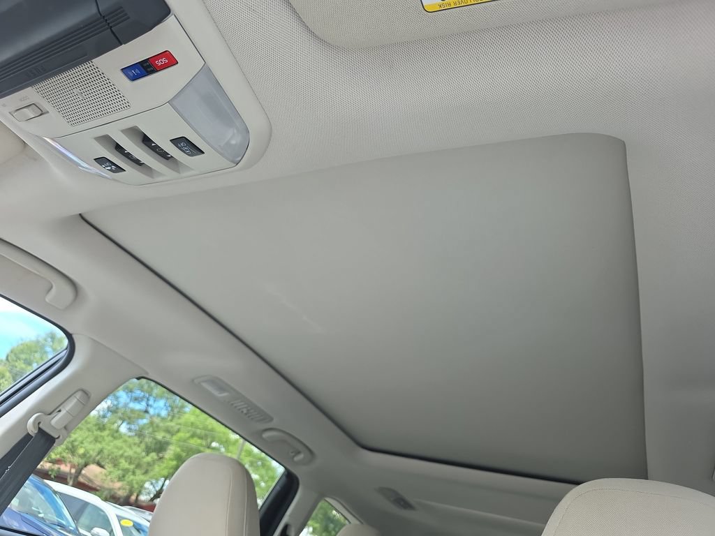 Used 2019 Subaru Ascent Premium w/ Popular Package #2 AWD/4WD image 29