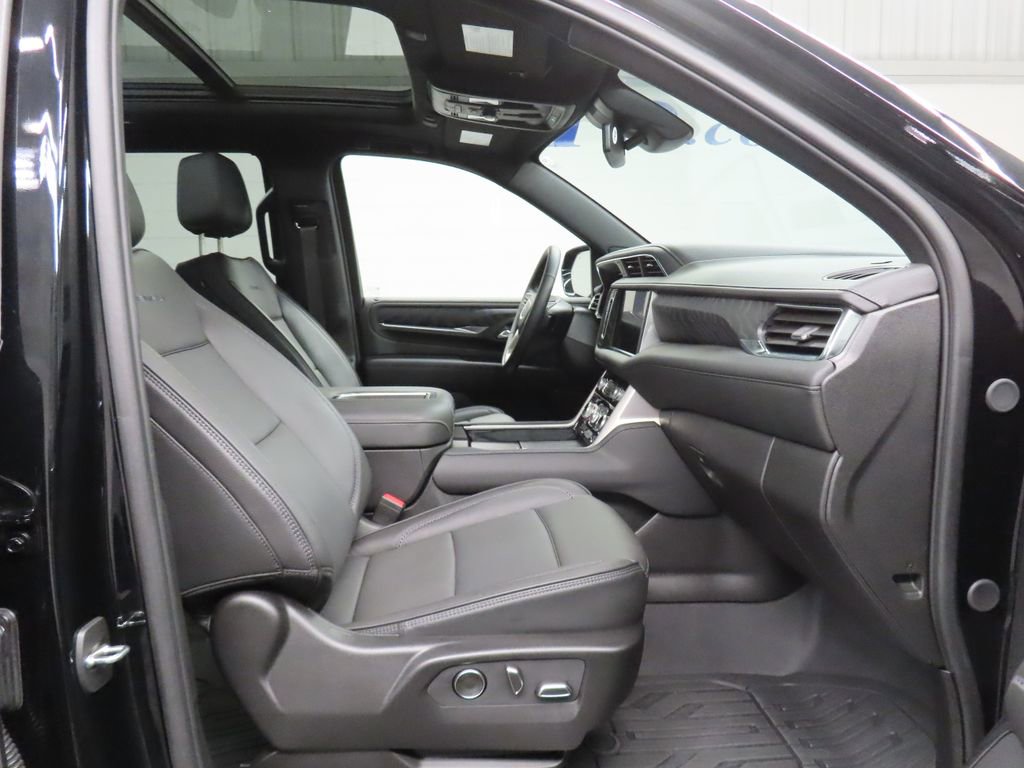 Used 2024 GMC Yukon Denali w/ Max Trailering Package AWD/4WD image 36