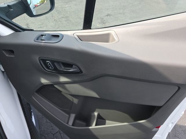 New 2025 Ford Transit 250 148 Medium Roof image 26
