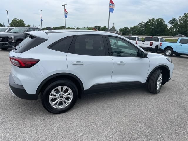 New 2026 Ford Escape Active w/ Tech Pack #1 AWD/4WD image 12