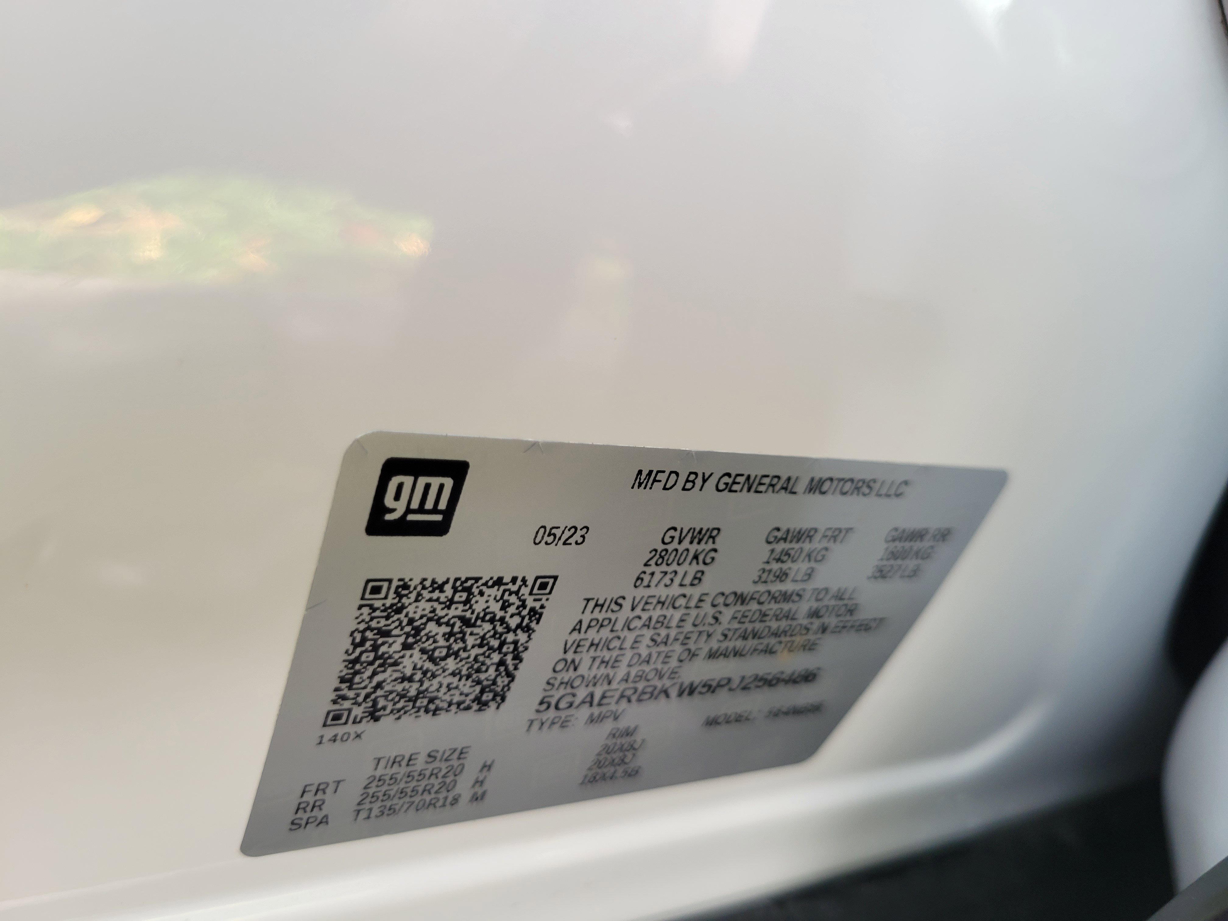 Used 2023 Buick Enclave Essence w/ Sport Touring Edition image 31