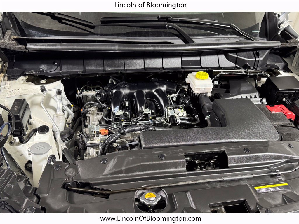 Used 2025 Nissan Pathfinder Platinum w/ Cargo Package AWD/4WD image 26