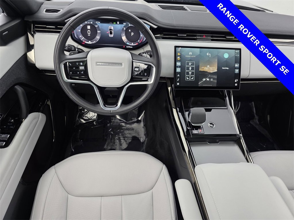 Used 2024 Land Rover Range Rover Sport SE image 13