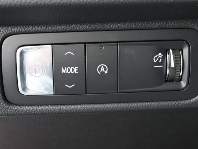 New 2026 Chevrolet Traverse LT w/ LPO, Floor Liner Package FWD image 28