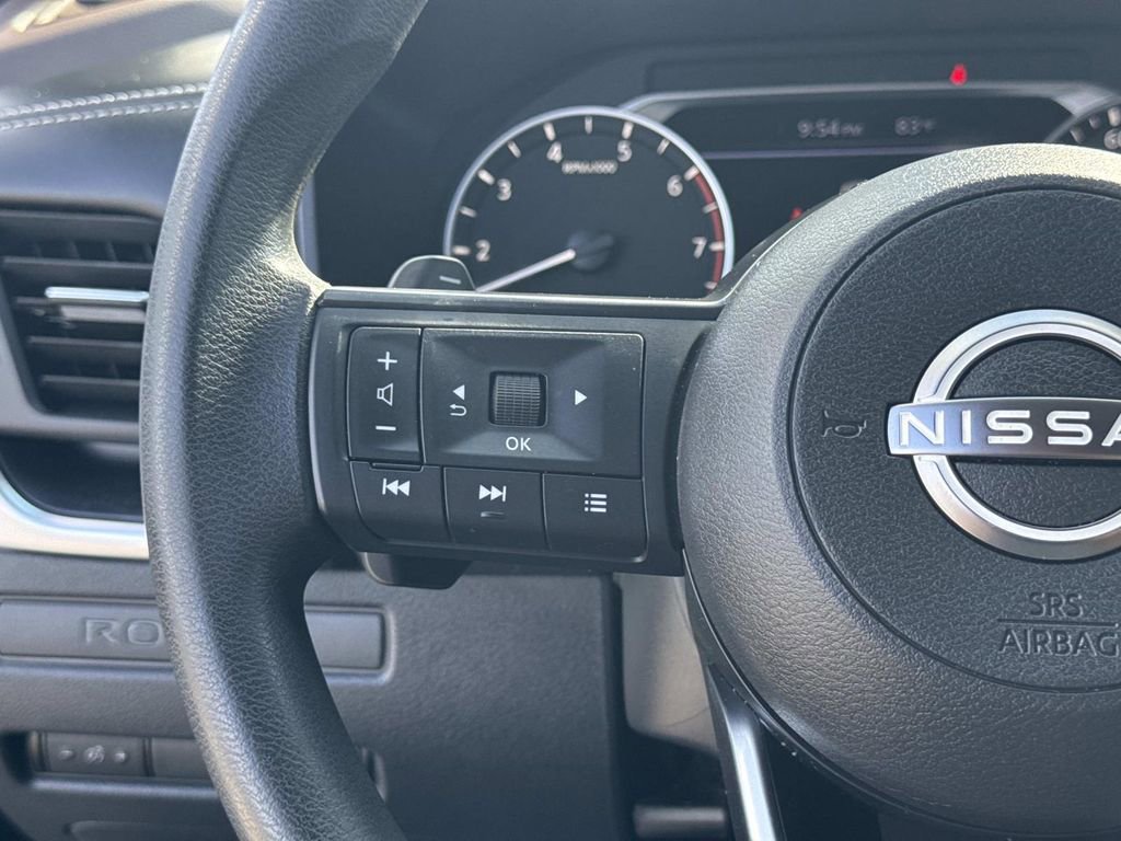 Certified 2023 Nissan Rogue S image 29