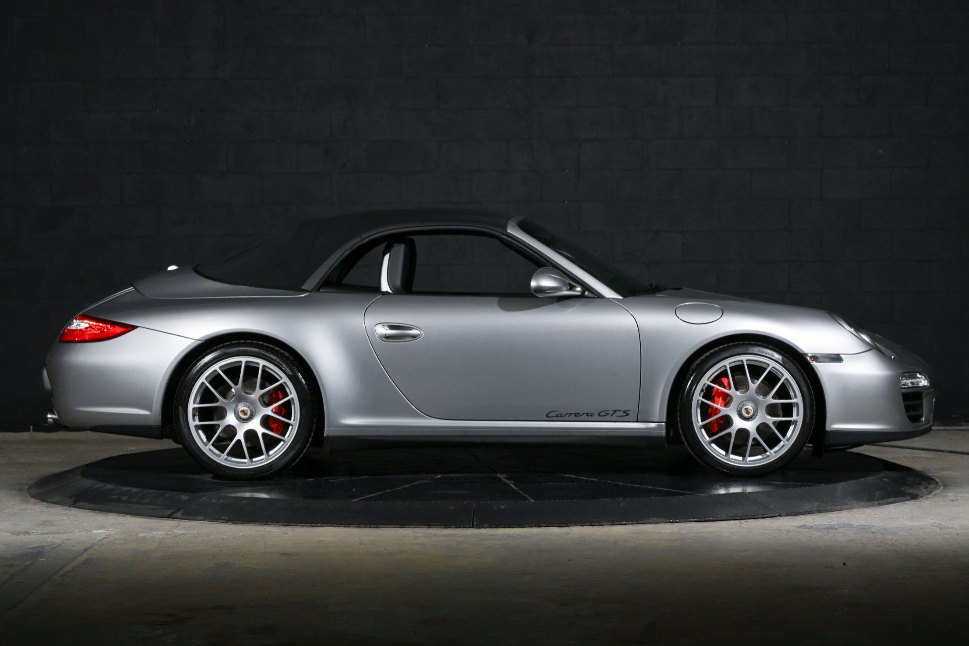 Used 2011 Porsche 911 Carrera GTS RWD image 19