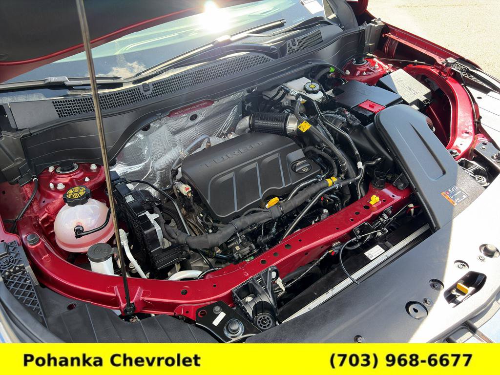Used 2025 Chevrolet Trax LT FWD image 32