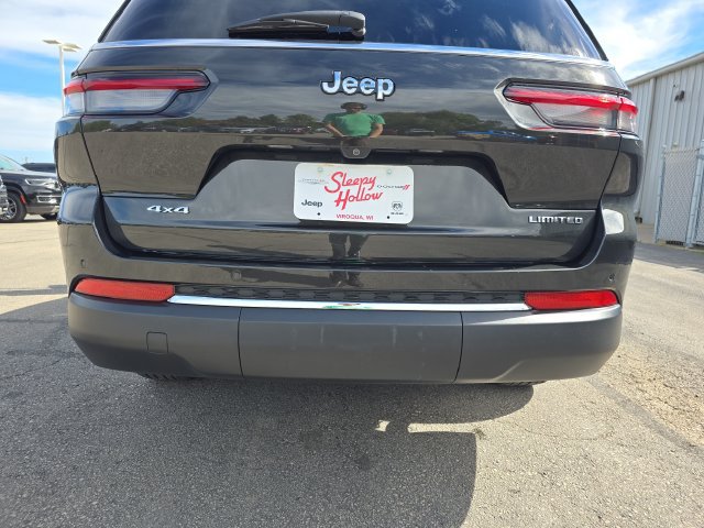 Used 2023 Jeep Grand Cherokee L Limited w/ Luxury Tech Group II AWD/4WD image 16