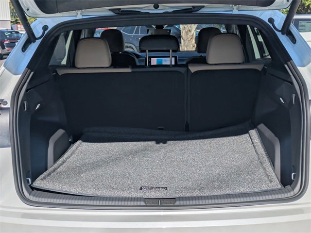 New 2026 Volkswagen Atlas Cross Sport SE image 13