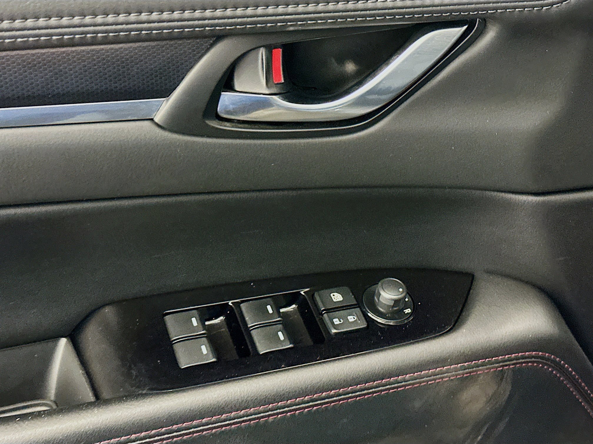 Used 2024 MAZDA CX-5 Carbon Edition image 15