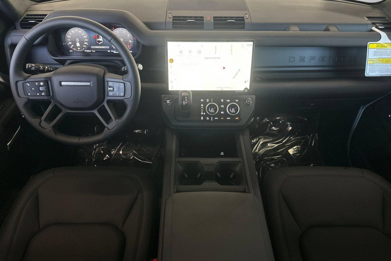New 2026 Land Rover Defender 130 X-Dynamic SE AWD/4WD image 13