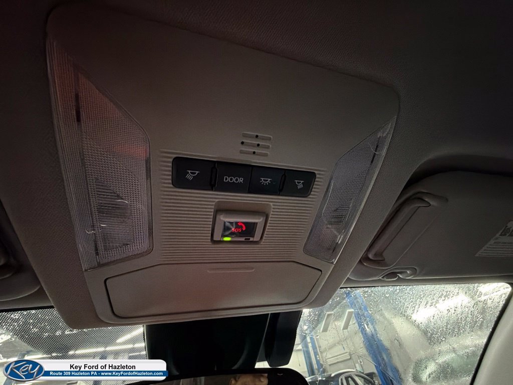 Used 2025 Toyota RAV4 XLE w/ Weather Package AWD/4WD image 30