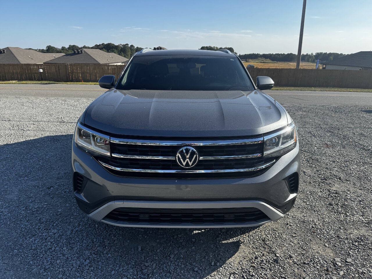 Used 2023 Volkswagen Atlas Cross Sport SEL AWD/4WD image 4