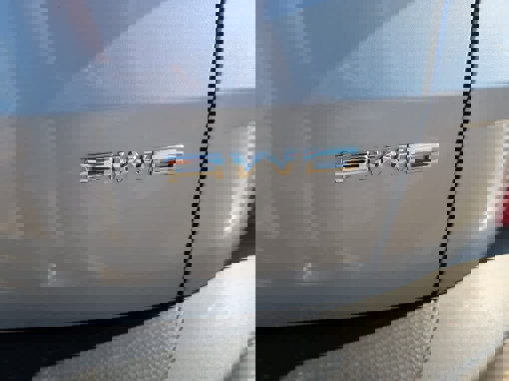 Used 2023 Ford Escape Platinum image 32