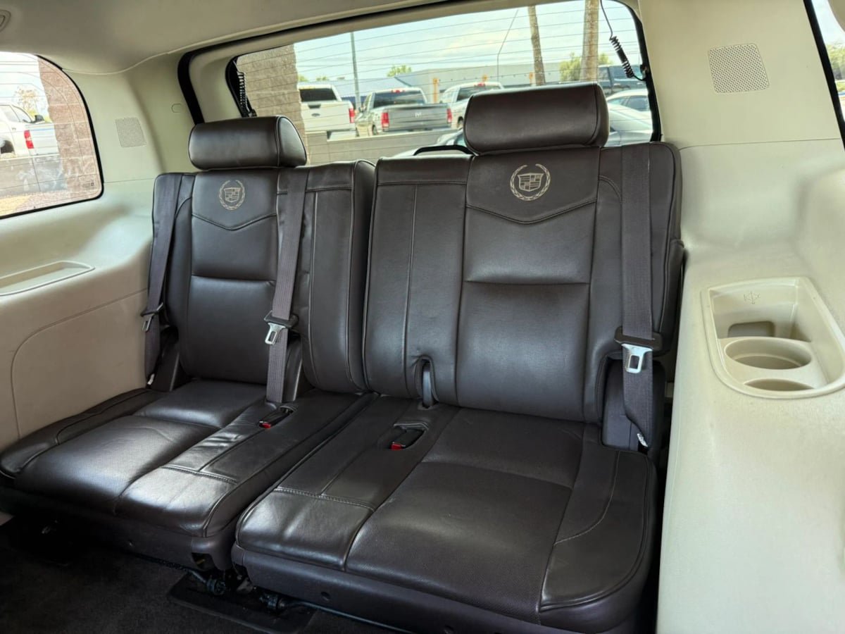 Used 2013 Cadillac Escalade Platinum AWD/4WD image 46