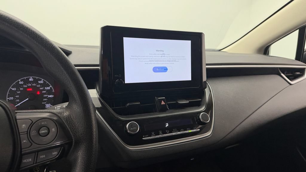 Used 2023 Toyota Corolla LE FWD image 17