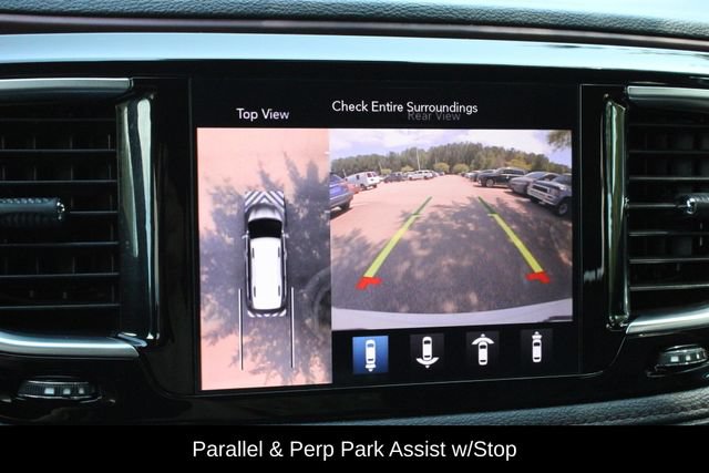Used 2020 Chrysler Pacifica Limited FWD image 35