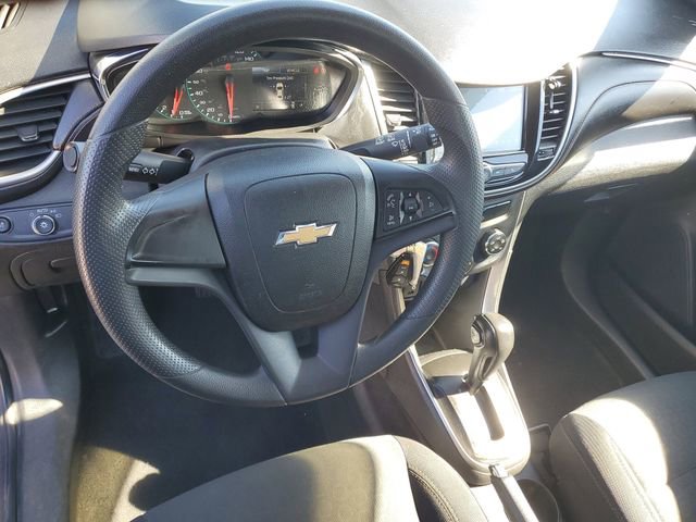 Used 2017 Chevrolet Trax LS AWD/4WD image 12