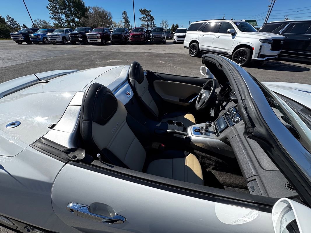 Used 2009 Saturn Sky Red Line RWD image 22