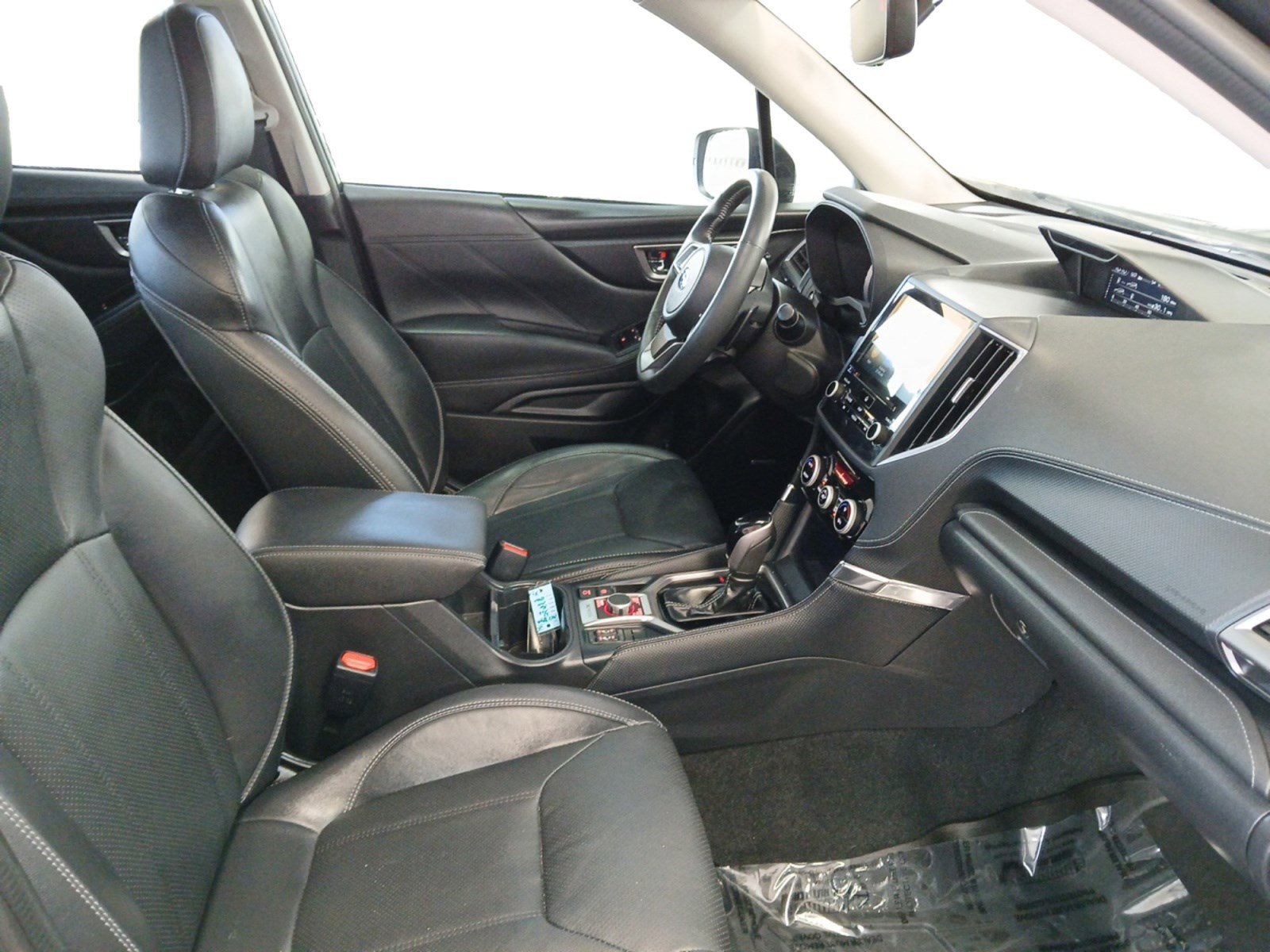 Used 2023 Subaru Forester Touring image 15