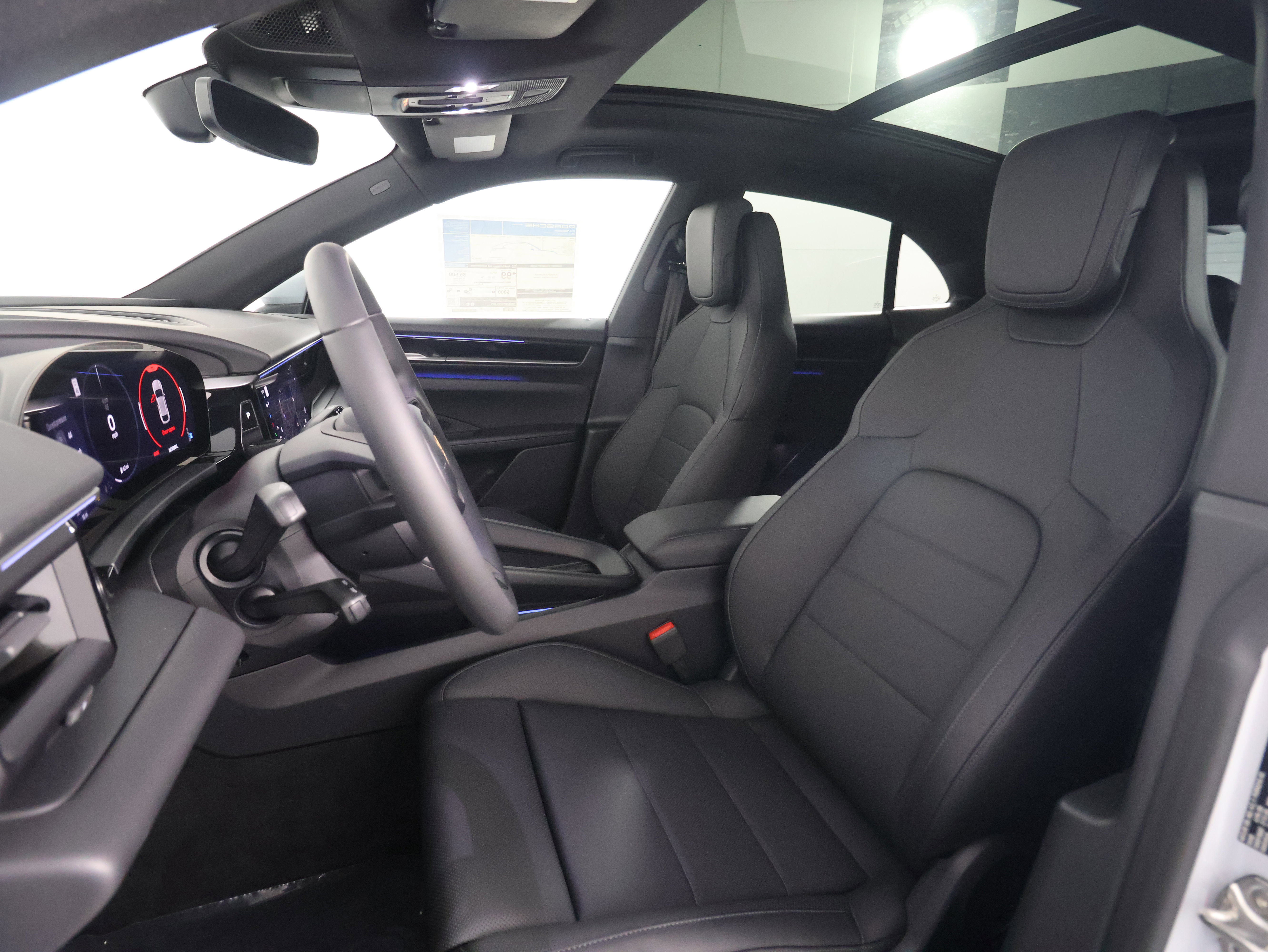 New 2025 Porsche Macan Electric image 5