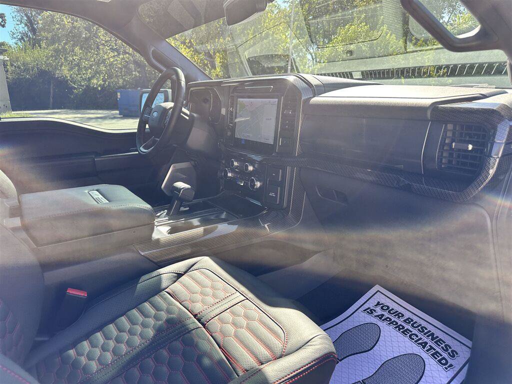 Used 2025 Ford F150 Lariat w/ Equipment Group 502A High AWD/4WD image 14