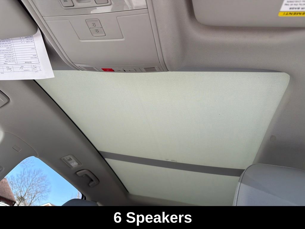 Used 2024 Volkswagen Taos SE image 10