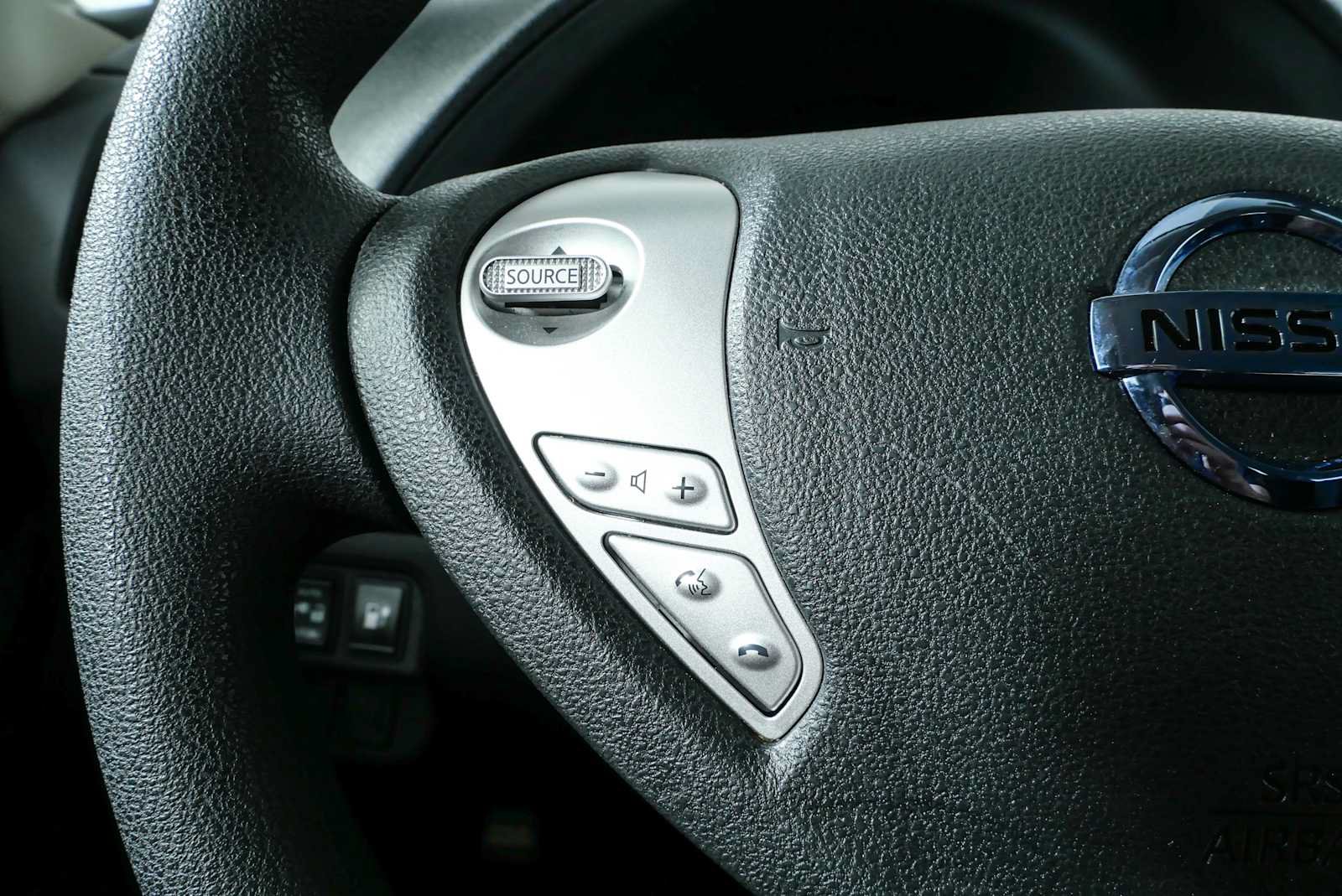 Used 2017 Nissan Leaf S w/ Charge Package FWD image 10