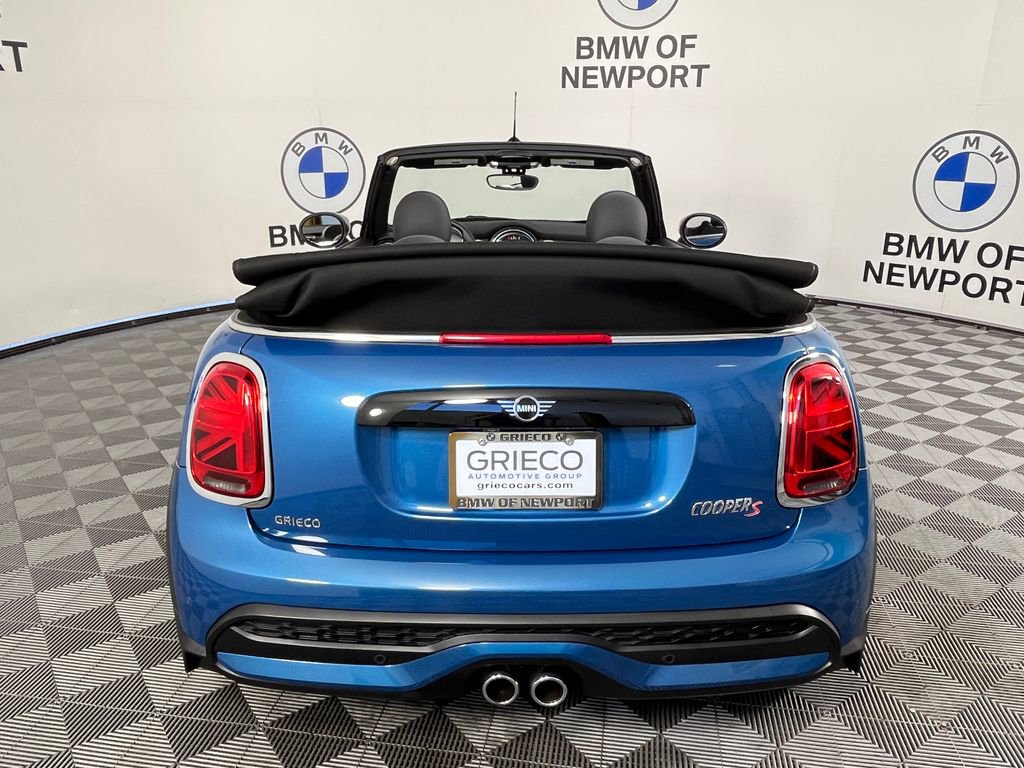 Used 2024 MINI Cooper S FWD image 11