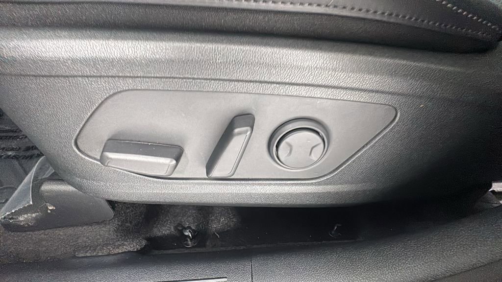 New 2026 Kia Sorento EX image 11