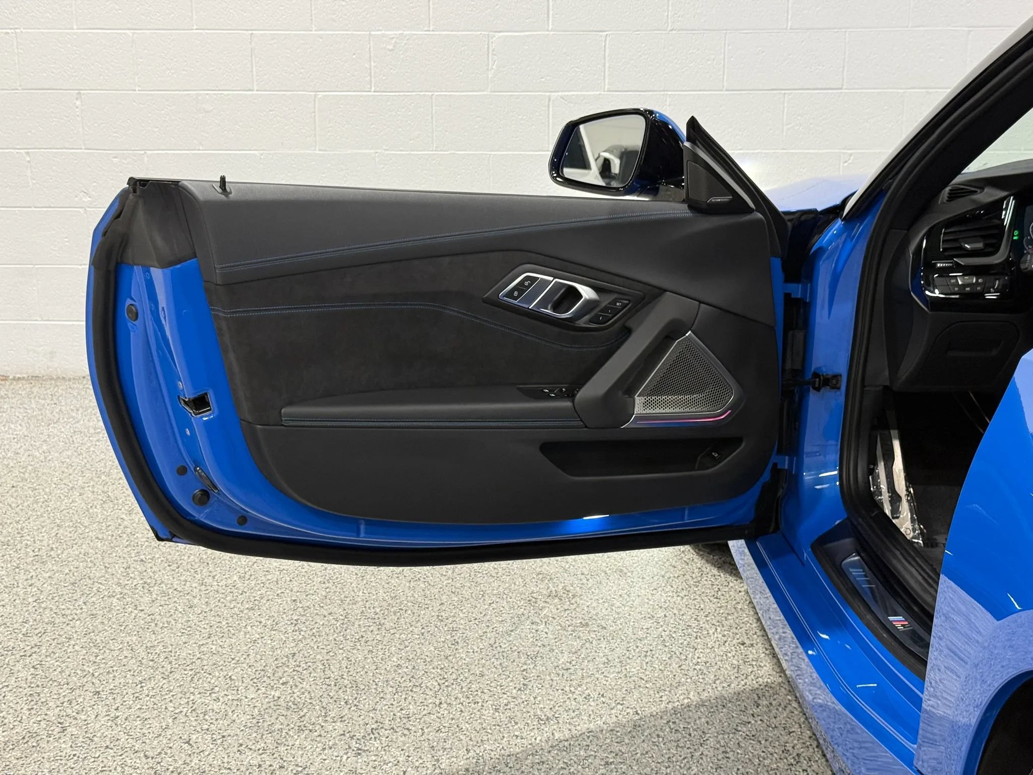Used 2019 BMW Z4 sDrive30i w/ M Sport Package RWD image 13