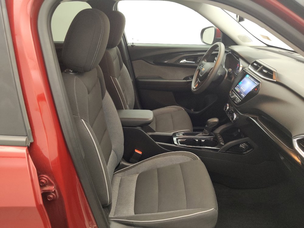 Used 2021 Chevrolet TrailBlazer LT w/ Convenience Package FWD image 21