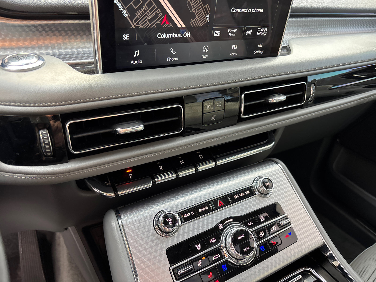 Used 2021 Lincoln Aviator Grand Touring w/ Elements Package Plus image 23