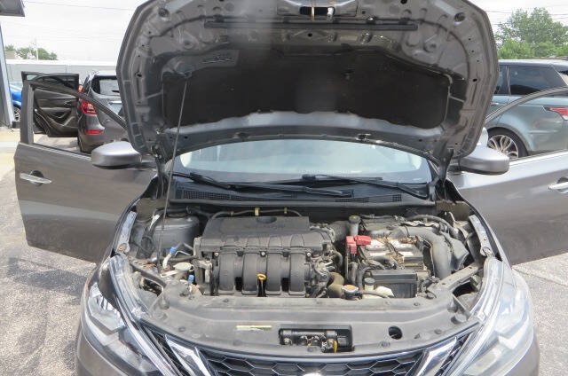 Used 2018 Nissan Sentra S FWD image 9
