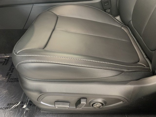 New 2025 Jeep Grand Cherokee Limited w/ Luxury Tech Group II image 12