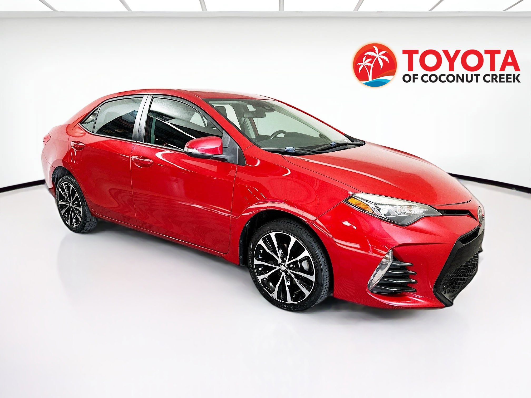 Used 2018 Toyota Corolla SE image 1