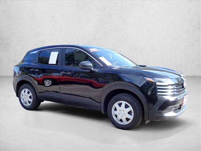 Used 2025 Nissan Kicks S FWD image 6