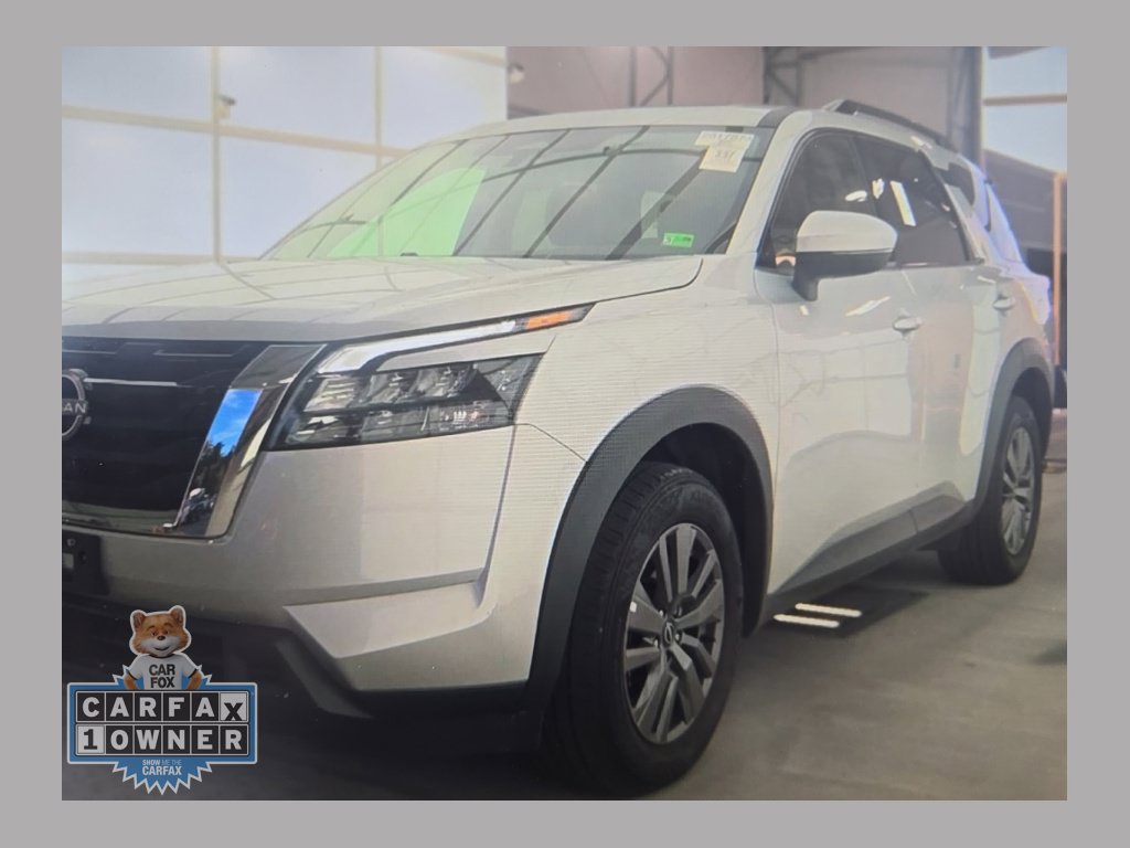 Used 2024 Nissan Pathfinder SV w/ SV Premium Package