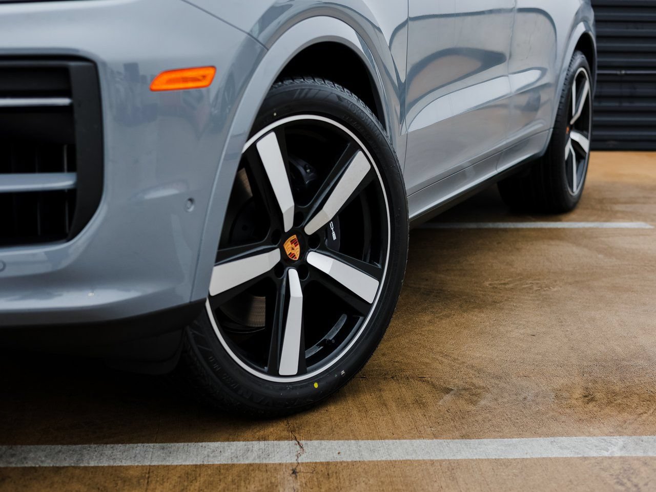 New 2026 Porsche Cayenne Coupe AWD/4WD image 12