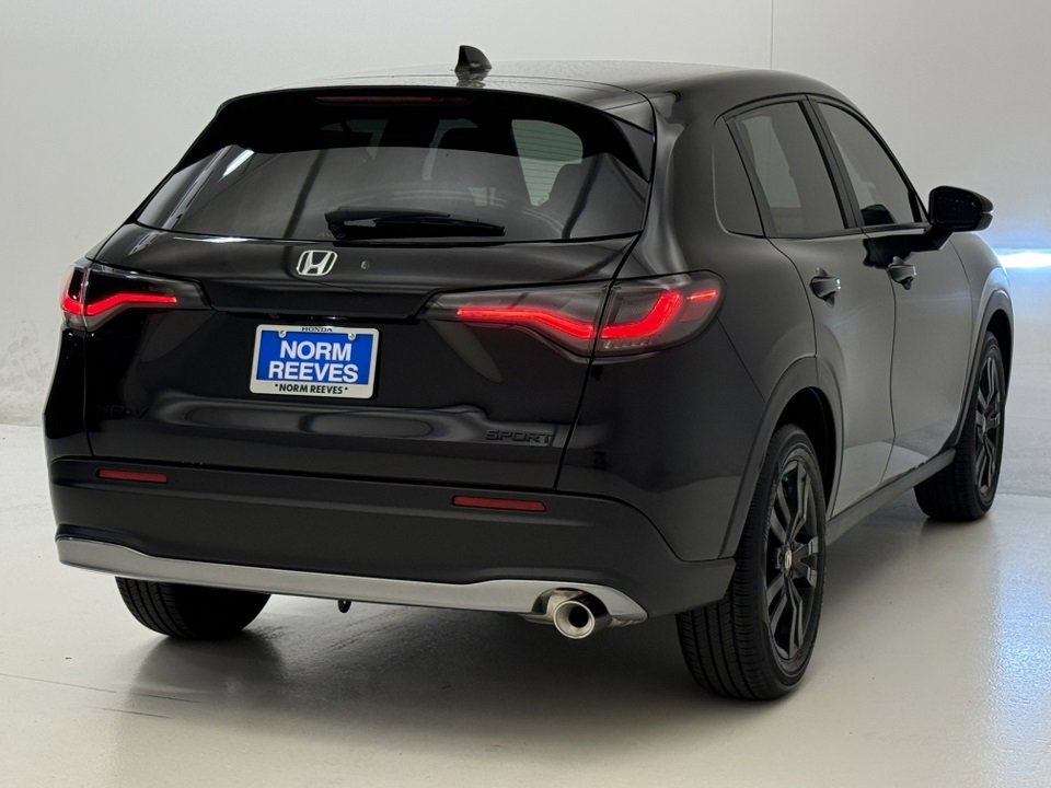New 2026 Honda HR-V Sport image 5
