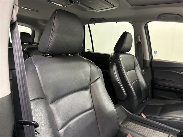 Used 2019 Honda Pilot Touring image 19